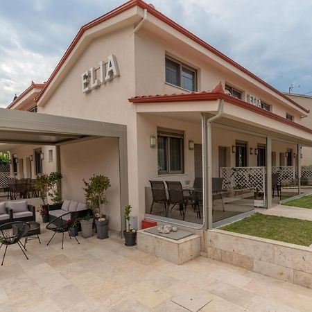 Elia Luxury Apartments สตาวรอส ภายนอก รูปภาพ