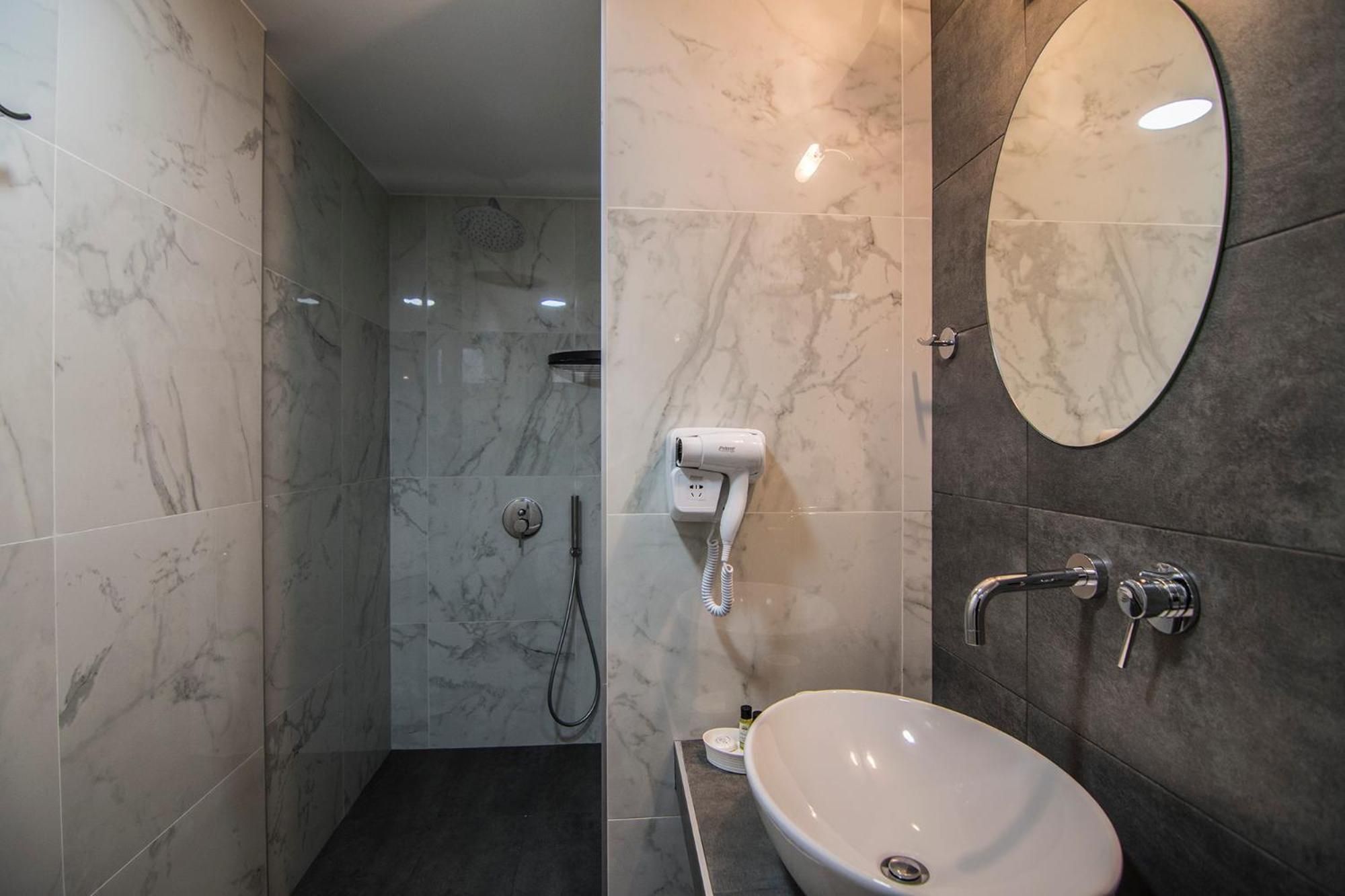 Elia Luxury Apartments สตาวรอส ภายนอก รูปภาพ
