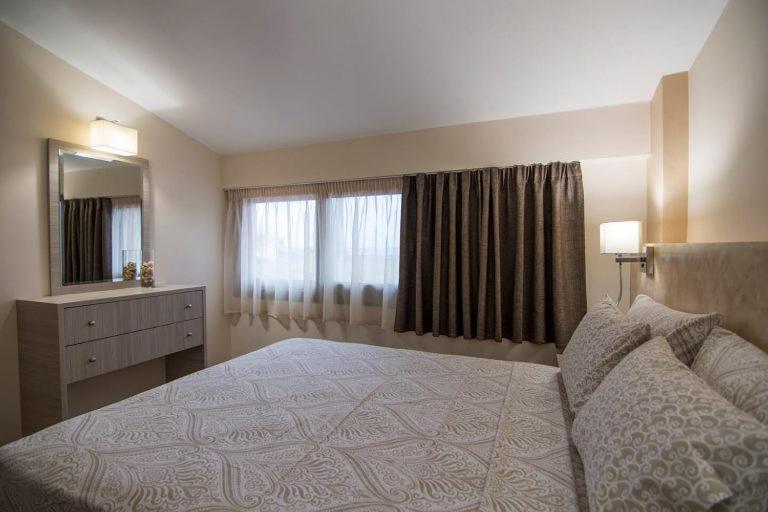 Elia Luxury Apartments สตาวรอส ภายนอก รูปภาพ